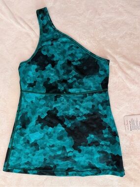 Lululemon teal and black meshed-up athletic tank